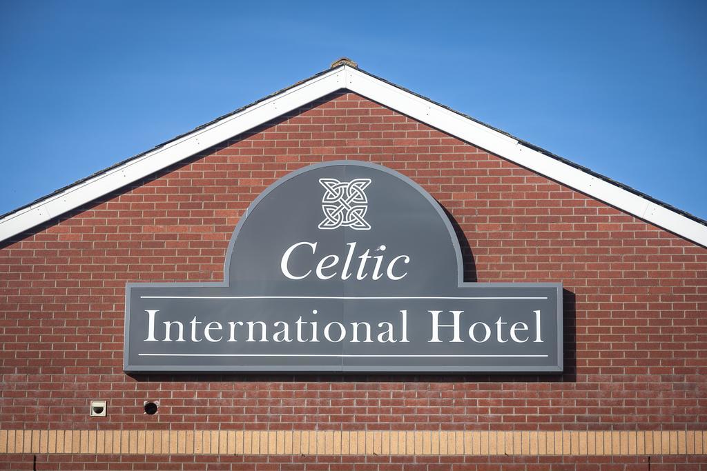 Celtic International Hotel Cardiff Airport Barry Εξωτερικό φωτογραφία